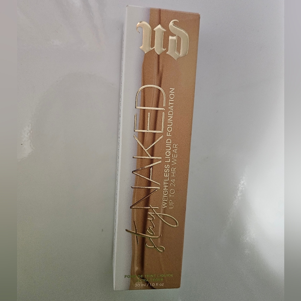 Urban Decay 30CG Foundation